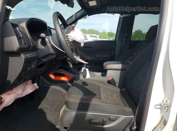 1N6ED1EK9TN630680 2026 NISSAN FRONTIER White 