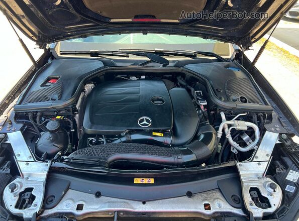 W1KZF8EB3NB032781 2022 MERCEDES-BENZ E-CLASS Blue Vista del salpicadero