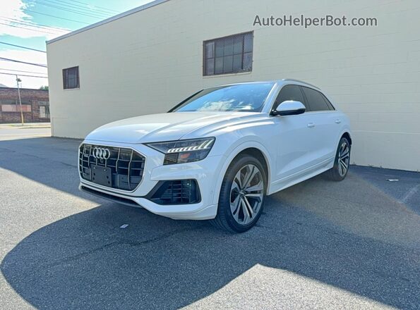 WA1CVAF10KD005323 2019 AUDI Q8 White 