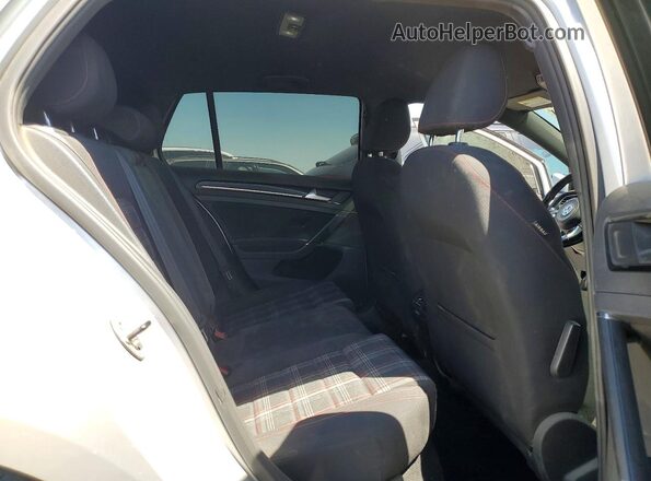 3VW4T7AU1GM027392 2016 VOLKSWAGEN GTI Silver 
