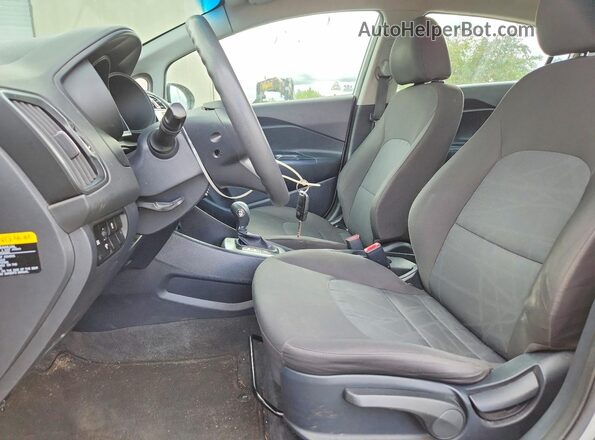 KNADM4A33H6026233 2017 KIA RIO Silver Vista del salpicadero