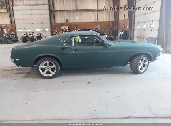 9R02H124279       1970 FORD MUSTANG Зеленый Вид задней части салона