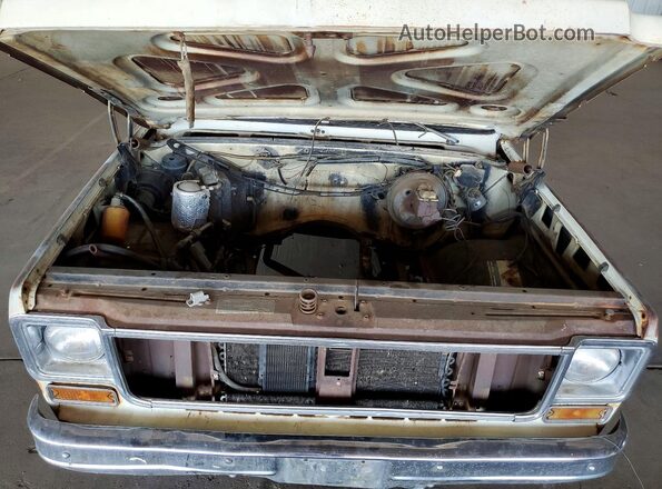 CCZ163F128295 1973 CHEVROLET SUBURBAN Tan Вид задньої частини салону