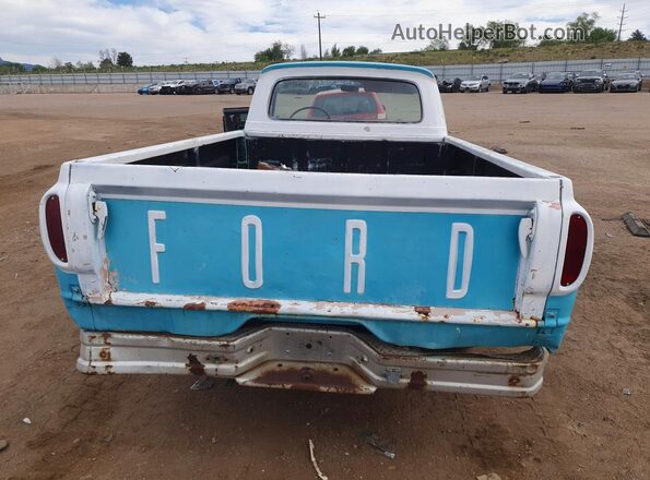 F10CP270062 1962 FORD F100 Turquoise Widok z tyłu