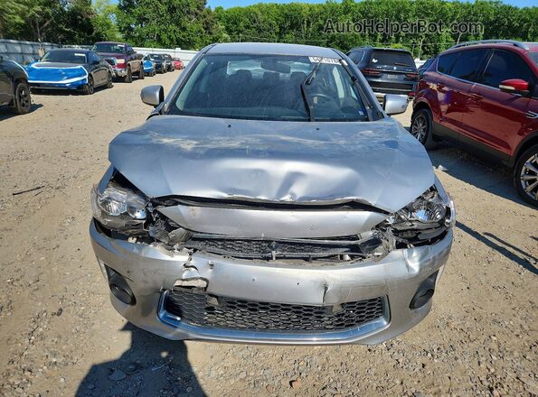 JA32V2FW2HU012879 2017 MITSUBISHI LANCER Серебряный Вид спереди