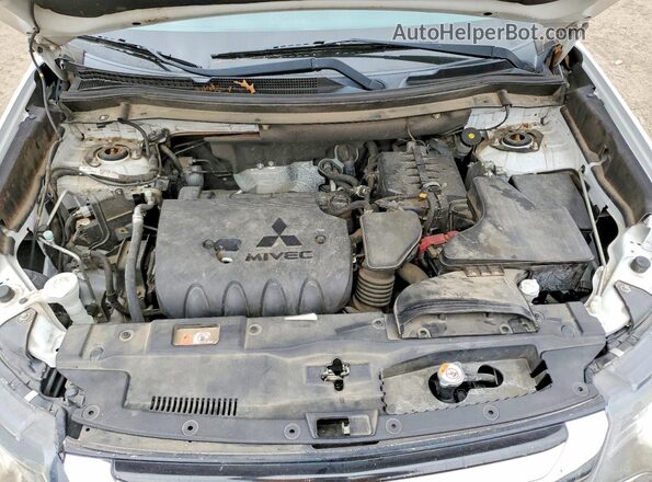 JA4AD2A31HZ057757 2017 MITSUBISHI OUTLANDER Белый Вид подкапотного пространства