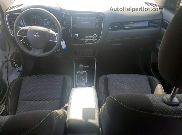 JA4AD2A34LZ045708 2020 MITSUBISHI OUTLANDER Белый Вид панели приборов
