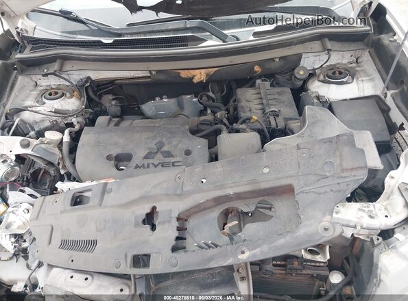 JA4AD2A37GZ000347 2016 MITSUBISHI OUTLANDER White Հետևի տեսք