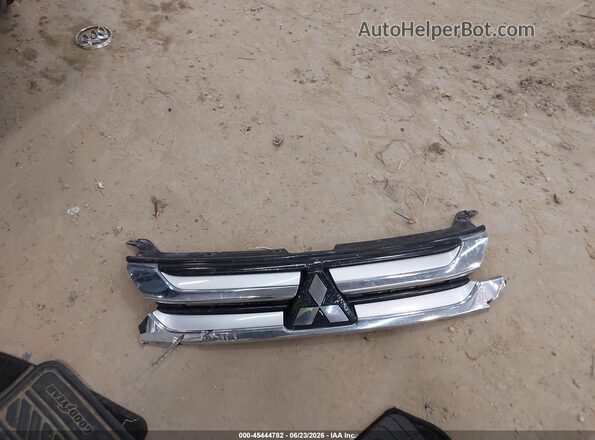JA4AD2A38JZ061830 2018 MITSUBISHI OUTLANDER Blue Vista del cuadro de instrumentos