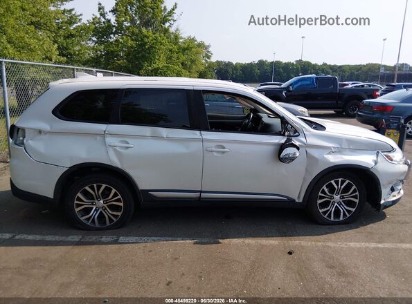 JA4AD2A3XHZ067025 2017 MITSUBISHI OUTLANDER White Widok z przodu