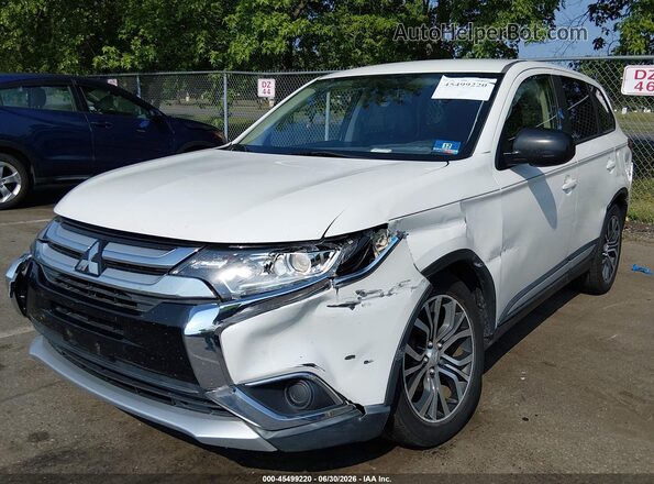 JA4AD2A3XHZ067025 2017 MITSUBISHI OUTLANDER White Przód lewy