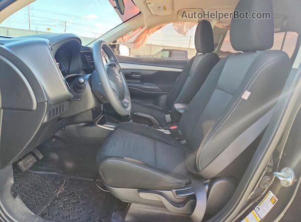 JA4AD2A3XJZ009695 2018 MITSUBISHI OUTLANDER Черный Вид салона спереди