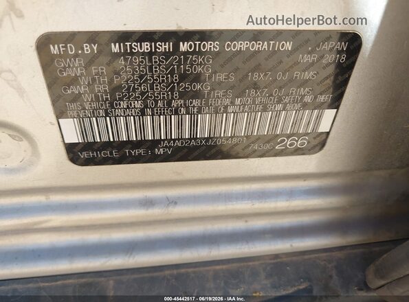 JA4AD2A3XJZ054801 2018 MITSUBISHI OUTLANDER Silver Widok komory silnika
