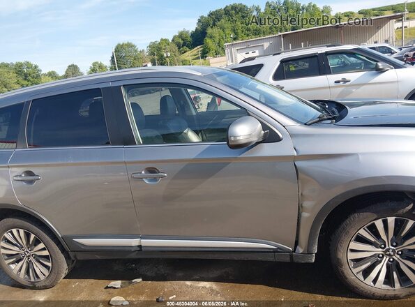 JA4AD3A31LZ024675 2020 MITSUBISHI OUTLANDER Silver Вид задньої частини салону