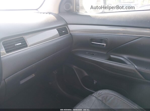 JA4AD3A31LZ024675 2020 MITSUBISHI OUTLANDER Silver 