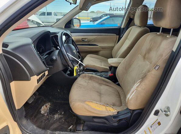 JA4AD3A32GZ061840 2016 MITSUBISHI OUTLANDER White Вид салону спереду