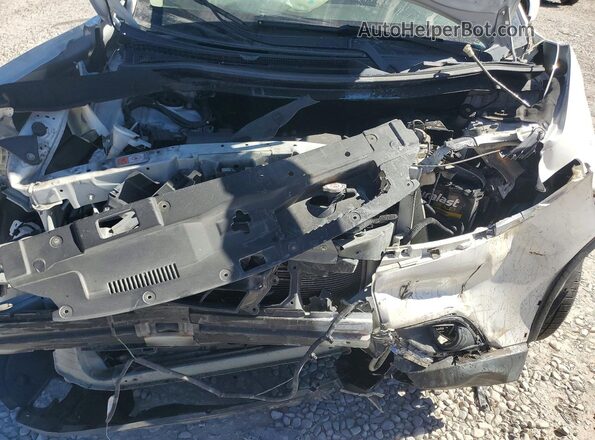 JA4AD3A32KZ028605 2019 MITSUBISHI OUTLANDER White Rear interior view