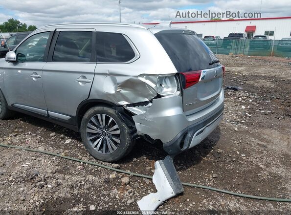 JA4AD3A32LZ019534 2020 MITSUBISHI OUTLANDER Silver Widok z przodu
