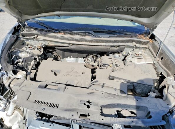 JA4AD3A33LZ028825 2020 MITSUBISHI OUTLANDER Silver ძრავის განყოფილების ხედი