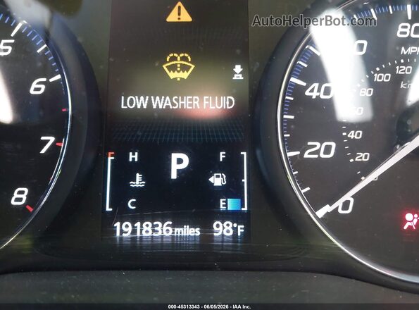 JA4AD3A34HZ023639 2017 MITSUBISHI OUTLANDER Silver 