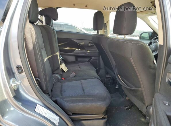 JA4AD3A34JJ004108 2018 MITSUBISHI OUTLANDER Серебряный Вид задней части салона