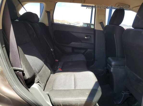 JA4AD3A35HZ007997 2017 MITSUBISHI OUTLANDER Gray Vista de los asientos traseros