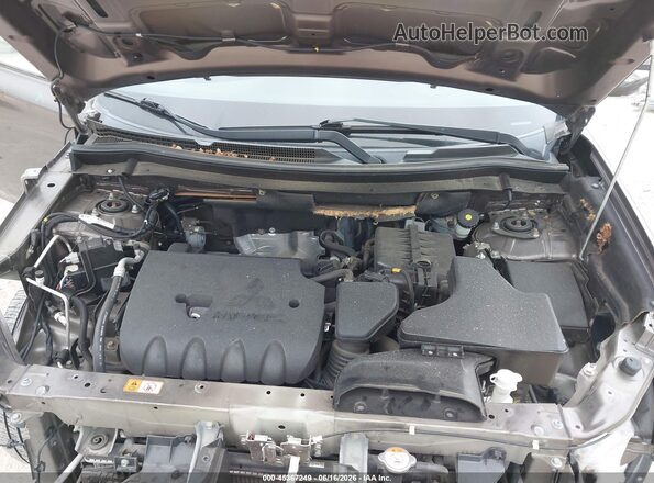 JA4AD3A37JZ019574 2018 MITSUBISHI OUTLANDER Brown Հետևի տեսք