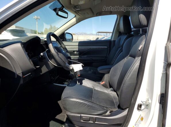 JA4AD3A37KZ036182 2019 MITSUBISHI OUTLANDER White Widok wnętrza z przodu