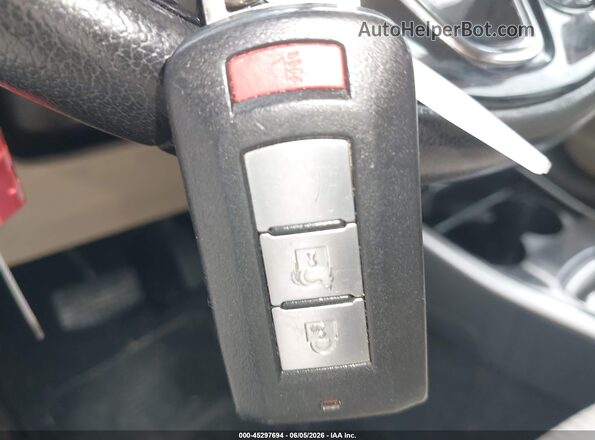 JA4AD3A38JZ064409 2018 MITSUBISHI OUTLANDER Коричневый Вид панели приборов