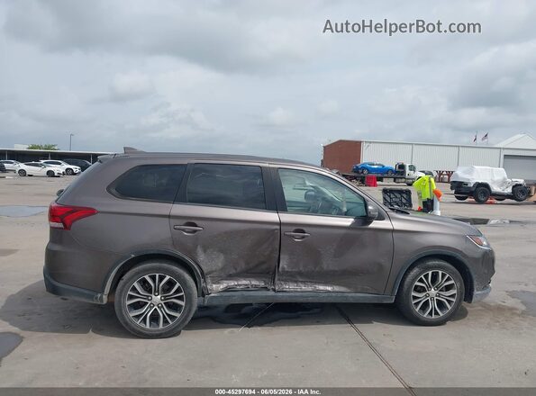 JA4AD3A38JZ064409 2018 MITSUBISHI OUTLANDER Коричневый Вид задней части салона