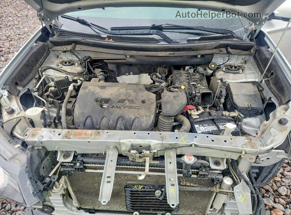 JA4AD3A39JJ002435 2018 MITSUBISHI OUTLANDER Silver Вид задньої частини салону