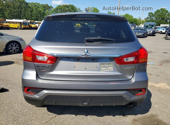 JA4AP3AU2JU024792 2018 MITSUBISHI OUTLANDER Silver Rear view
