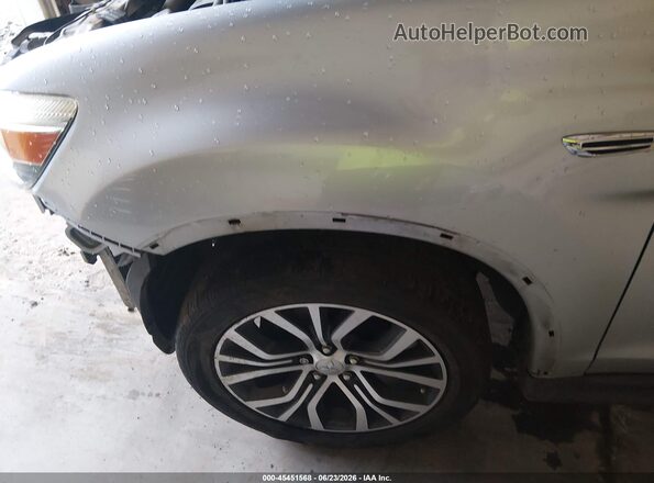 JA4AP3AU8HZ030108 2017 MITSUBISHI OUTLANDER SPORT Silver Вид спереду