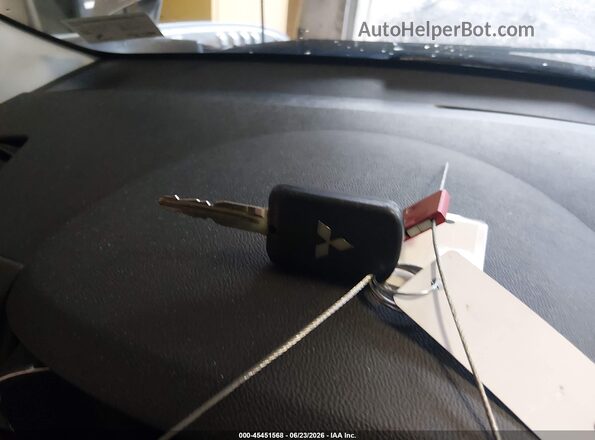 JA4AP3AU8HZ030108 2017 MITSUBISHI OUTLANDER SPORT Silver Вид панелі приладів
