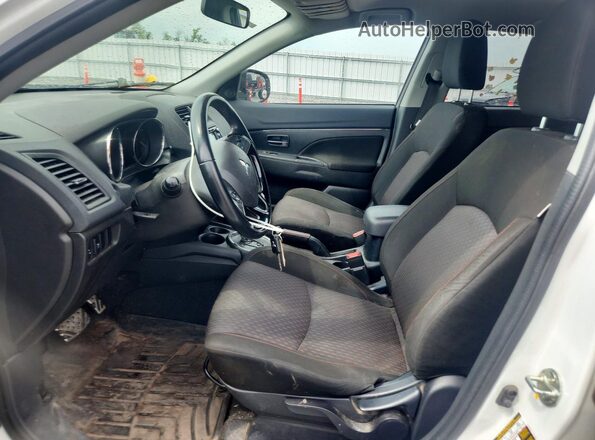 JA4AP3AUXHZ032863 2017 MITSUBISHI OUTLANDER White 