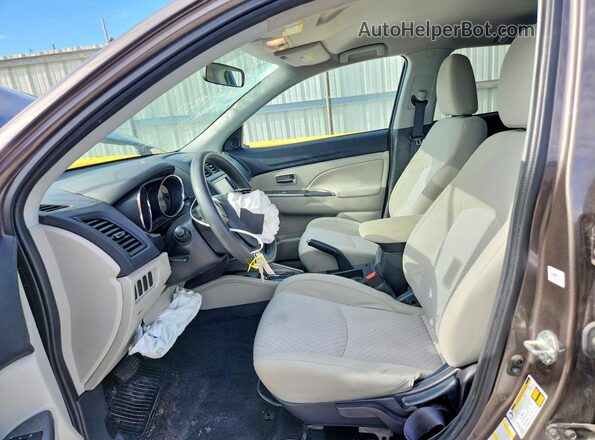JA4AP3AUXKU033838 2019 MITSUBISHI OUTLANDER Brown Вид салону спереду