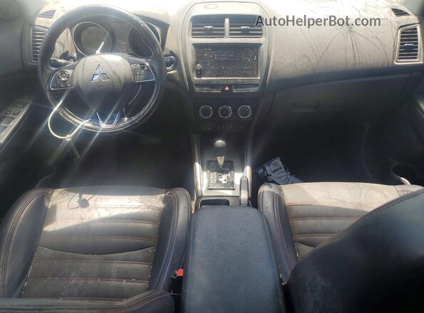 JA4AP3AW0JU000282 2018 MITSUBISHI OUTLANDER Blue Вид панелі приладів