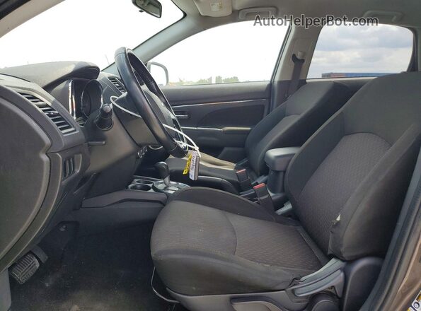 JA4AP3AW7GZ045764 2016 MITSUBISHI OUTLANDER Gray Vista interior delantera