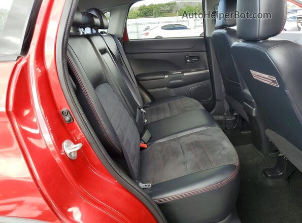 JA4AP3AW9JZ008741 2018 MITSUBISHI OUTLANDER Red უკანა სალონის ხედი