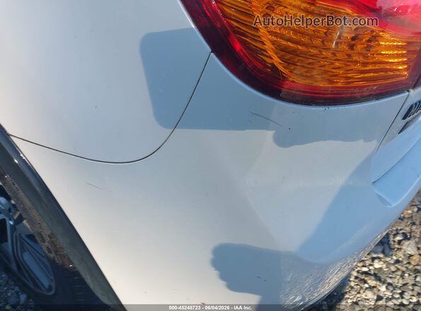 JA4AP4AWXHZ017402 2017 MITSUBISHI OUTLANDER SPORT White 