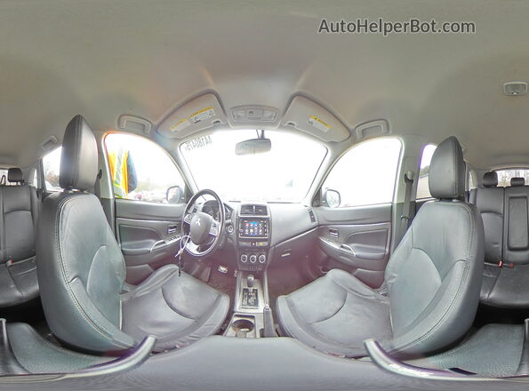 JA4AP4AWXJU000957 2018 MITSUBISHI OUTLANDER Silver 