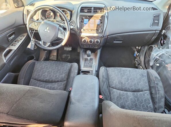 JA4APVAU3MU015678 2021 MITSUBISHI OUTLANDER Черный Вид панели приборов