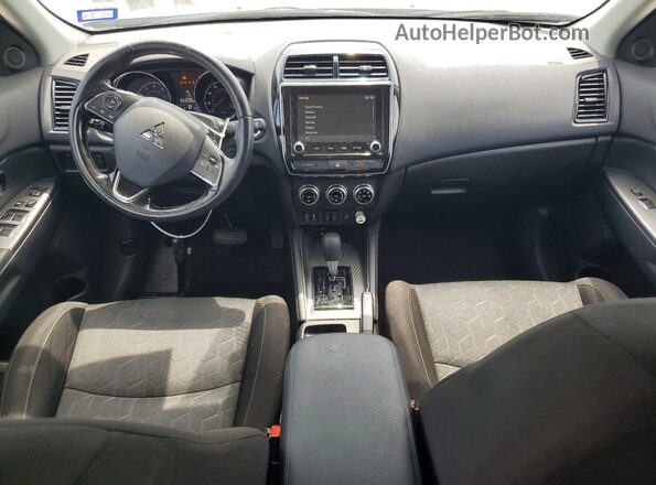 JA4APVAU7MU024657 2021 MITSUBISHI OUTLANDER Silver Vista del salpicadero