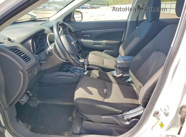 JA4AR3AU2HZ044290 2017 MITSUBISHI OUTLANDER White 