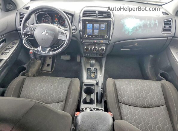 JA4ARUAU5MU024841 2021 MITSUBISHI OUTLANDER Silver Dashboard view
