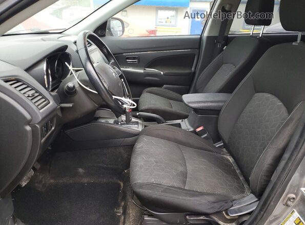 JA4ARUAU8MU014840 2021 MITSUBISHI OUTLANDER Gray Vista interior delantera