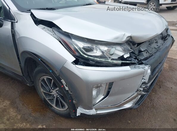 JA4AT3AAXLZ026295 2020 MITSUBISHI ECLIPSE CROSS Silver Widok z przodu
