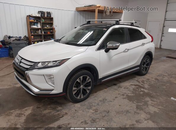 JA4AT5AA0JZ070301 2018 MITSUBISHI ECLIPSE CROSS White Vista tres cuartos delantera izquierda