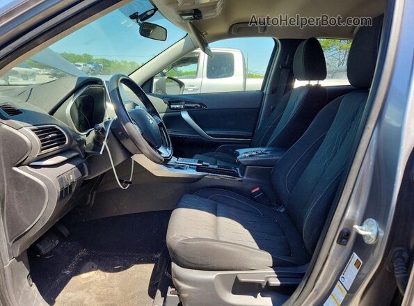 JA4AT5AA5JZ068673 2018 MITSUBISHI ECLIPSE Gray Front interior view