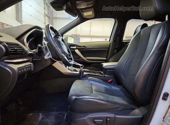 JA4ATVAA5PZ602313 2023 MITSUBISHI ECLIPSE White Вид салону спереду